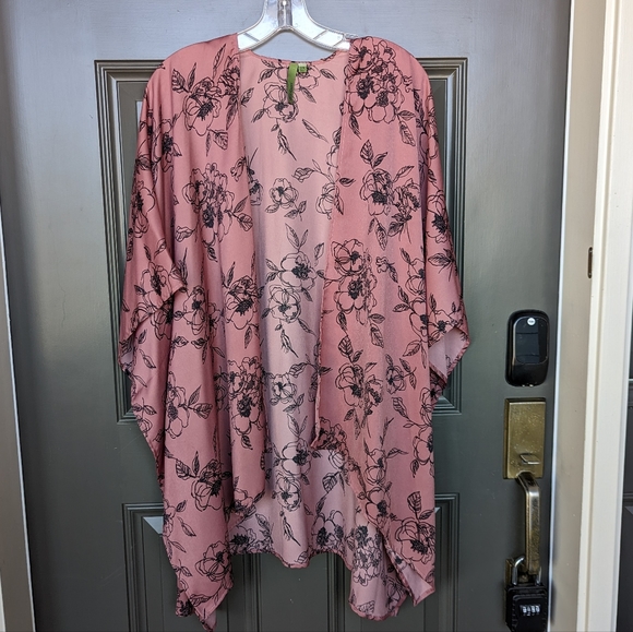 Kimono Style Wrap, Open Front, Mauve w/Black Floral Print, Size S/M. EUC - Picture 1 of 9